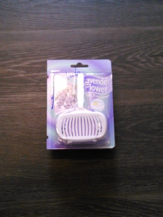Wc košíček závěsný akolade 50g
